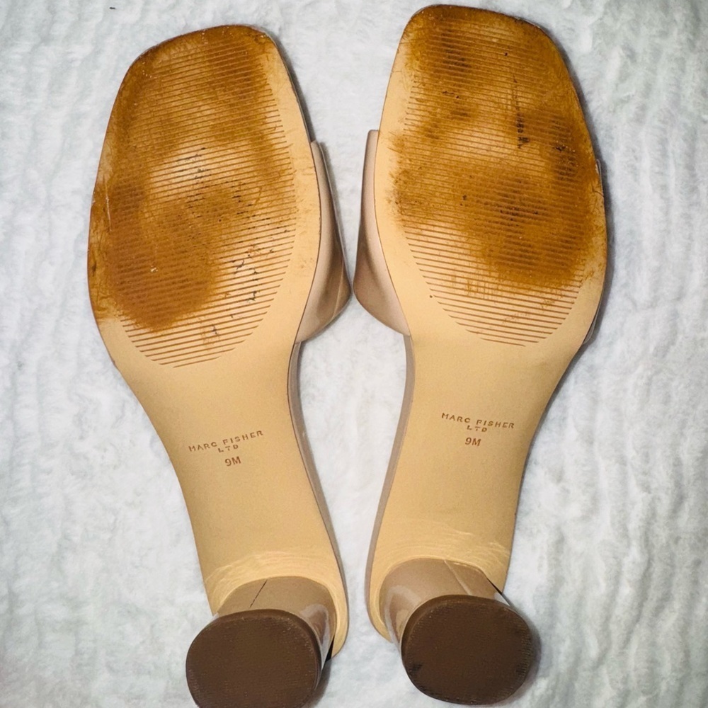 Marc Fisher Women's Nude Block Heel Mules - Picture 5 of 5